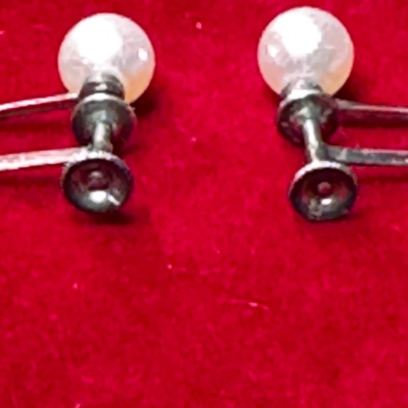Mikimoto Cream Pearl Screw-Back Earrings - Picture 3 of 13